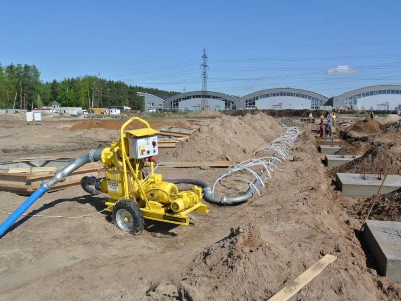 Откачка воды электрической установкой